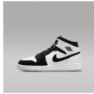 Jordan 1 Mid